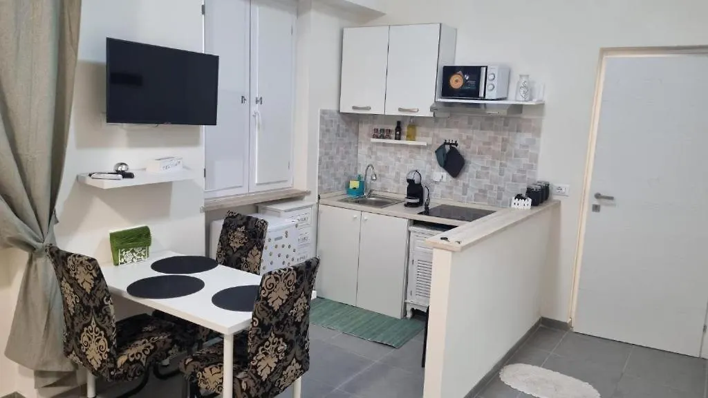 Gemelli Tre Hotel Rome Guest house